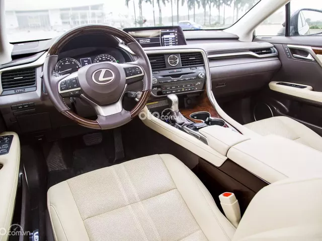 Nội thất xe Lexus RX