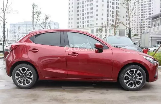 Có nên mua xe Mazda 2 2018 cũ? 1