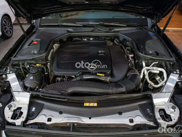 Ưu nhược điểm xe Mercedes-Benz E300 2020 Ưu nhược điểm xe Mercedes-Benz E300 2020.