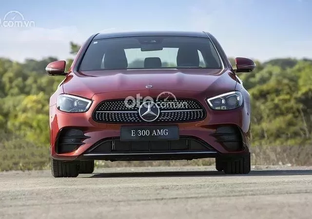 Mua bán xe Mercedes-Benz E300 AMG Mua bán xe Mercedes-Benz E300 AMG.