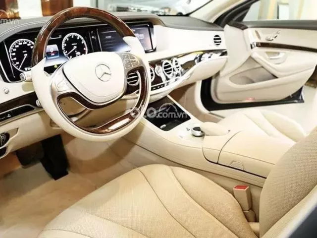 Giá xe Mercedes-Benz S400 hiện nay bao nhiêu? 1