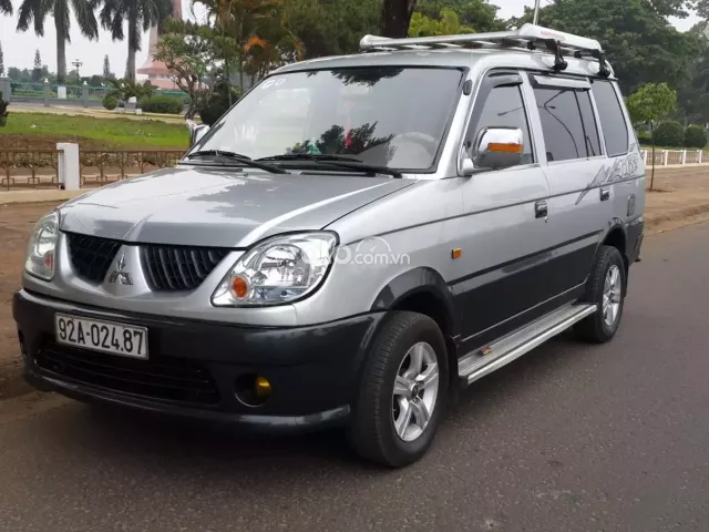 Đánh giá xe Mitsubishi Jolie