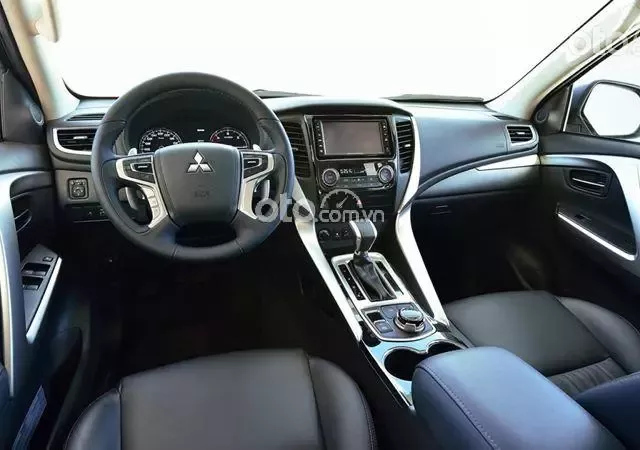 Mitsubishi pajero 2019 được trang bị nhiều công nghệ hiện đại 1
