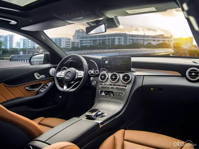 Giá xe Mercedes E 300 AMG mới cập nhật Giá xe Mercedes E 300 AMG mới cập nhật.