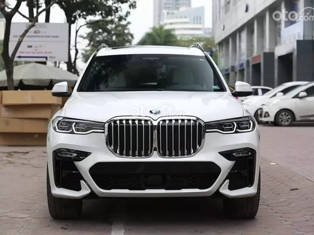 Mua bán xe BMW X7 2020.