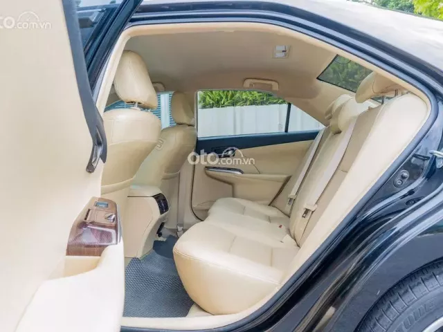 Ưu nhược điểm Toyota Camry 2018...