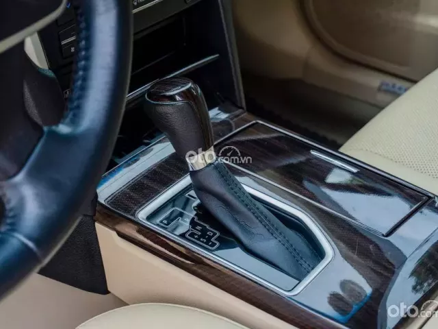 Có nên mua xe Toyota Camry 2018 không