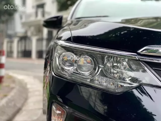 Ngoại thất Toyota Camry 2018...