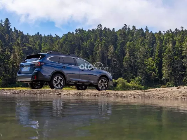 Tổng quan xe Subaru Outback 2020.