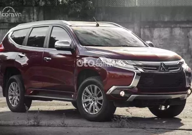 Ngoại hình Mitsubishi Pajero Sport cũ đời 2019.