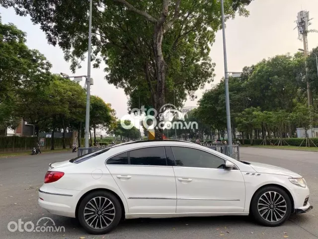 Xe cho cảm giác lái rất sắc bén và vận hành ổn định, êm ái, mượt mà trên những chặng đường dài