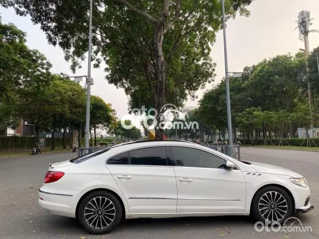 Giá xe Volkswagen Passat cũ tại Oto.com.vn.