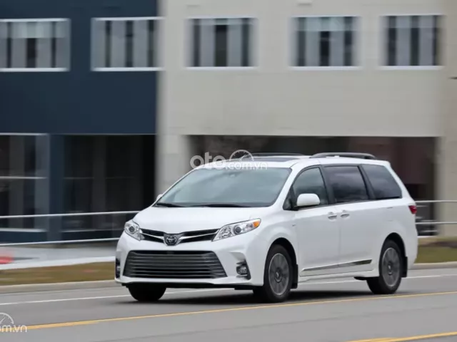 Có nên mua Toyota Sienna 2019 hay không