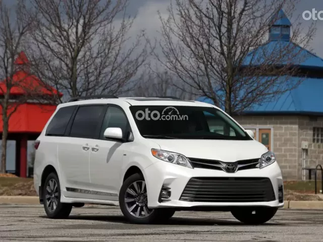 Giá xe Toyota Sienna 2019