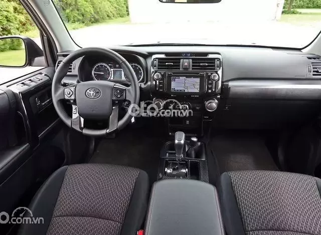 Nội thất xe Toyota 4 Runner 2018 