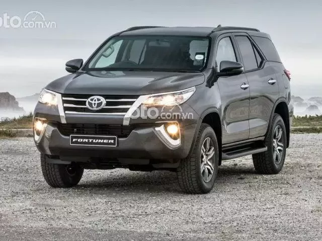 Địa chỉ mua xe Toyota Fortuner 2019 cũ uy tín ở đâu? 1