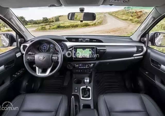 Khoang nội thất hiện đại của Toyota Hilux 2019 Khoang nội thất hiện đại của Toyota Hilux 2019 1