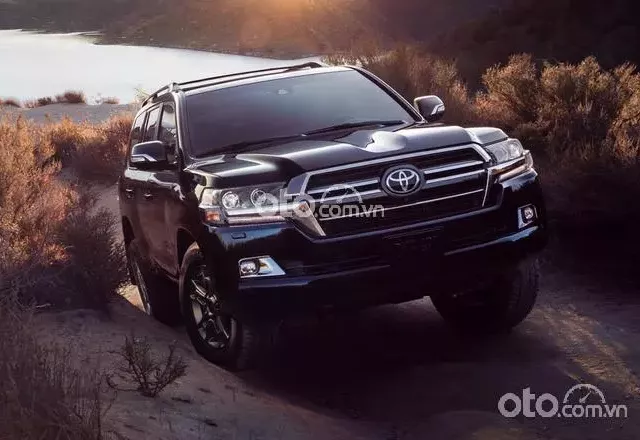 Xe Land Cruiser 2018 rất được quan tâm tại Việt Nam 1