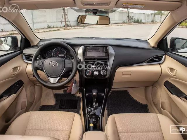 Toyota Vios 2021 sở hữu khoang nội thất rộng rãi, cách bố trí thực dụng. Toyota Vios 2021 sở hữu khoang nội thất rộng rãi, cách bố trí thực dụng. 1