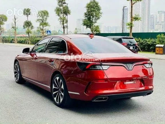 Trái tim của VinFast LUX A2.0 là động cơ xăng BMW N20 4 xi-lanh thẳng hàng, 1