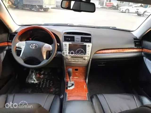 Toyota Camry cũ giá 400 triệu đồng