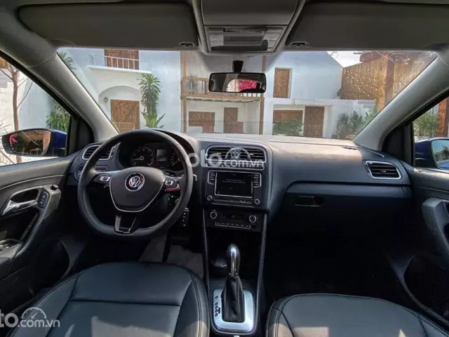 Nội thất xe Volkswagen Polo đơn giản, thực dụng Nội thất xe Volkswagen Polo đơn giản, thực dụng 1