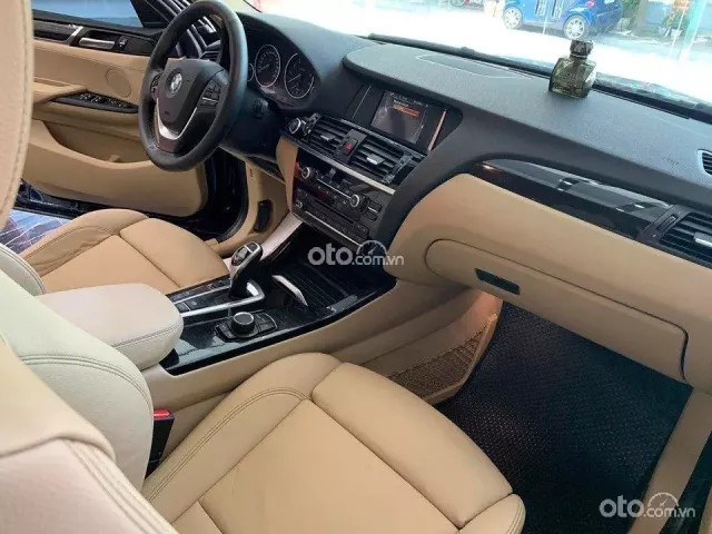 Nội thất xe BMW X4 2016 Nội thất xe BMW X4 2016.