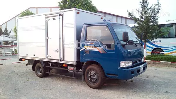 Giá xe tải cũ