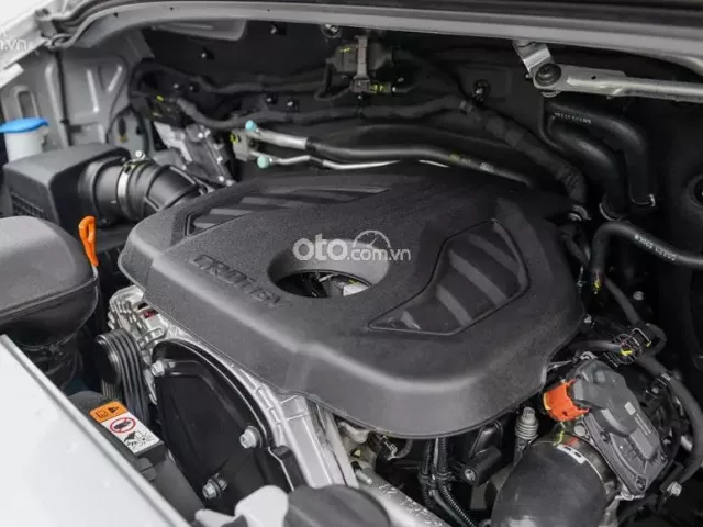 Xe Toyota Hiace 2019 cũ là lựa chọn tốt vào thời điểm này 1