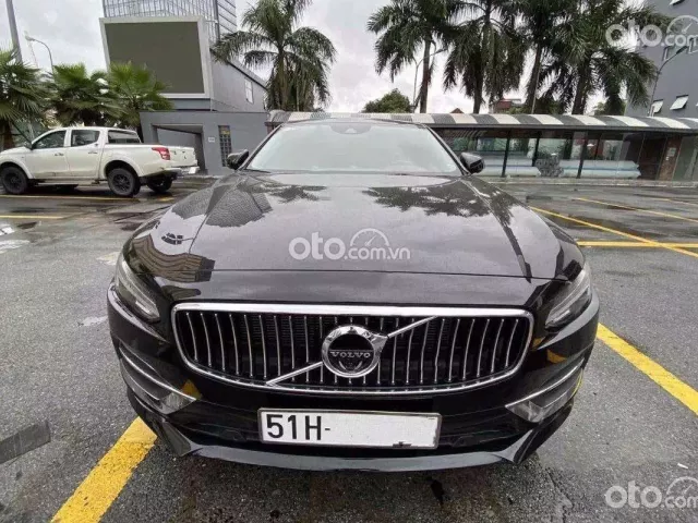 Ưu nhược điểm xe Volvo S90 2020.