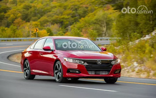 Giá xe Honda Accord 2018