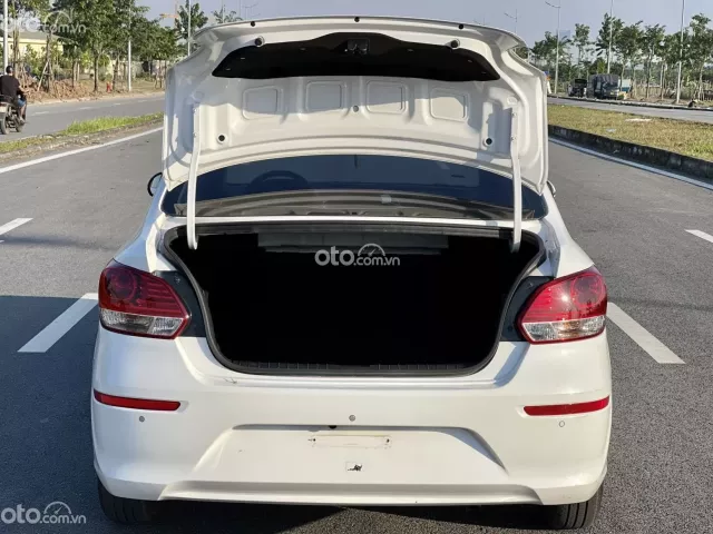 Có nên mua KIA Soluto 2021 cũ?