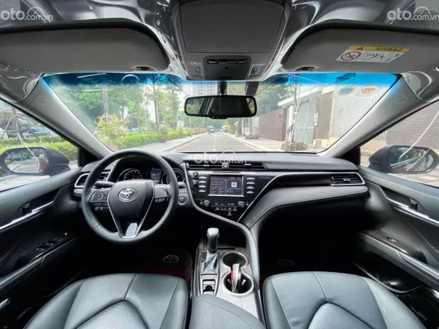 Tổng quan xe Toyota Camry 2021