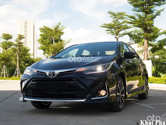 Giá xe Toyota Corolla Altis 2021 tại Oto.com.vn