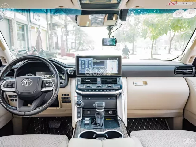 Tổng quan xe Toyota Land Cruiser 2021 Tổng quan xe Toyota Land Cruiser 2021