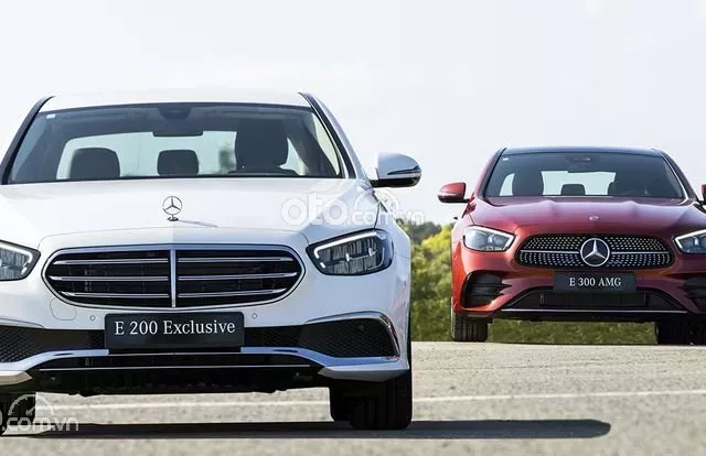 Mua bán xe Mercedes-Benz.