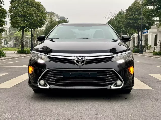 Mua bán Toyota Camry 2.0E 2018 giá 675 triệu - 22987939