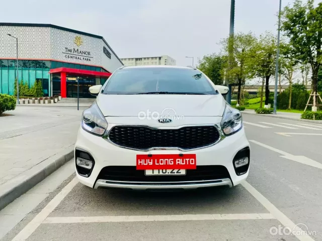 Xe đẹp biển tỉnh tên tư nhân