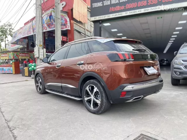 Xe đẹp như mới, trang bị full option