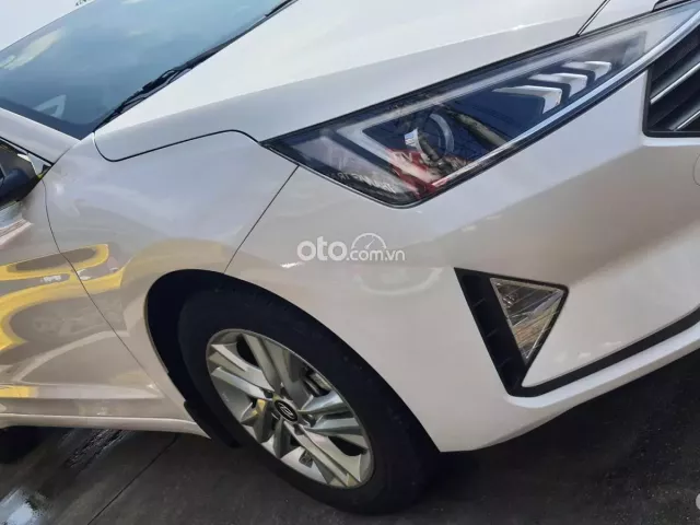 Hyundai Elantra 1.6 AT Đặc biệt 2021 5