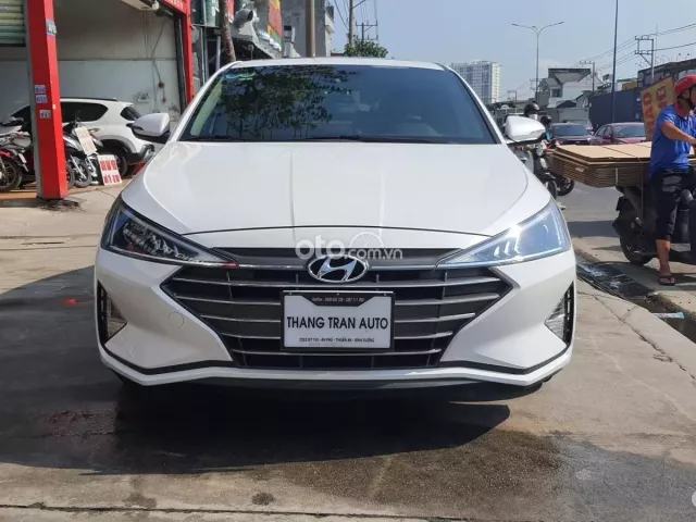 Hyundai Elantra 1.6 AT Đặc biệt 2021 6
