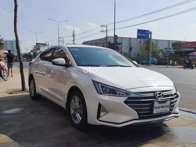 Hyundai Elantra 1.6 AT Đặc biệt 2021 9