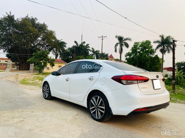 Kia Cerato 2.0 2016 còn rất mới0