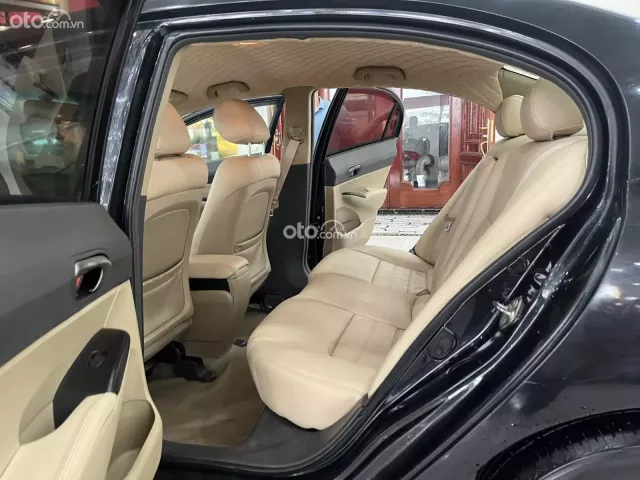 Chất xe lành bền, ít hỏng vặt, thân vỏ chắc nịch, phanh ABS