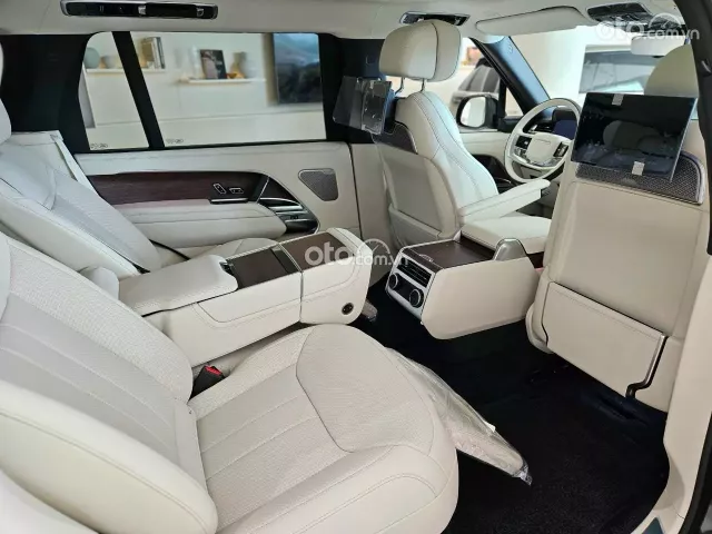 Bán xe Range Rover Autobiography LWB Bản Cao Cấp, Nhập Khẩu Chính Hãng, Xe Giao Ngay, Nhiều Khuyến Mãi