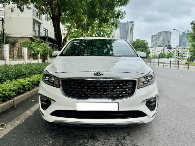 Kia Sedona 2.2L Luxury 20210 Kia Sedona 2.2L Luxury 20210