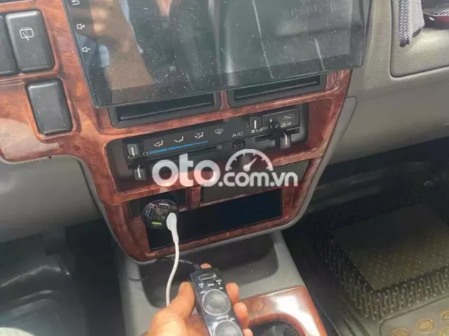 Isuzu Hi lander 20050 Isuzu Hi lander 20050