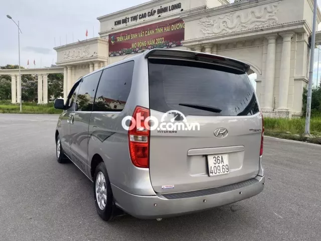 HYUNDAI STAREX 2013 MT 2.50 HYUNDAI STAREX 2013 MT 2.50