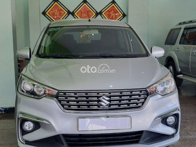 Xe đẹp như mới, trang bị full option0 Xe đẹp như mới, trang bị full option0