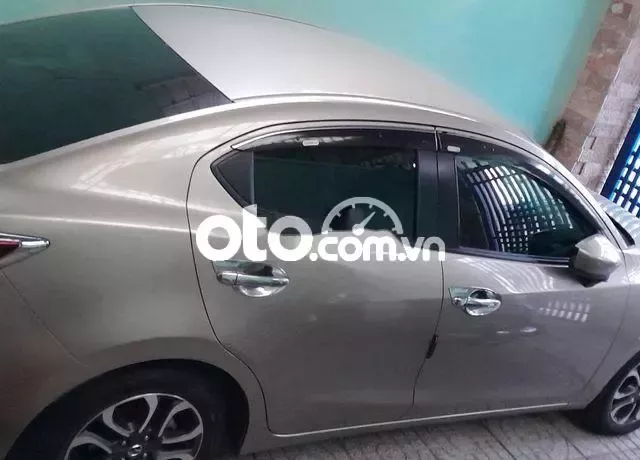Mazda 2 2018 1.5 AT Sedan - 55000 km0 Mazda 2 2018 1.5 AT Sedan - 55000 km0